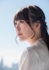 ​黑木郁美个人资料写真作品