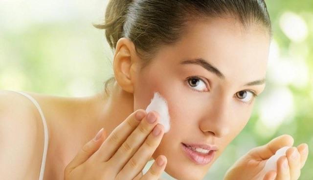 生活为什么全身脸部的皮肤最差 如何保护脸部的皮肤 2