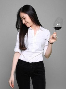 ​从留学女到醉鹅娘，从鄙视红酒却把红酒卖出2个亿，她经历了什么