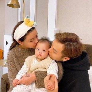 ​小猪先生有多绝情？晒出自己和女儿合照，硬是把韩安冉裁掉了