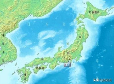 ​日本的一块礁石，我国认为是礁，日本号称是岛