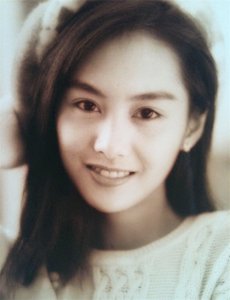 ​昔日的紫霞仙子朱茵，是否又勾起了你的青春记忆？