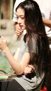 ​万茜孕期美照曝光，网友：技术不重要，重要的是她老公的忠诚度！