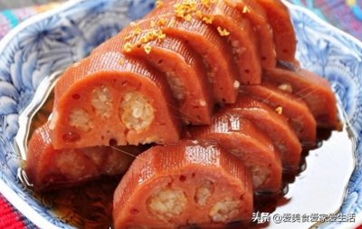 ​莲藕别只炒着吃，教你做蜜汁糯米藕，香甜软糯，吃一次就会上瘾！