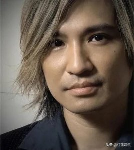 ​叶世荣，1963年出生于香港，祖籍广东台山，为香港beyond乐队鼓手