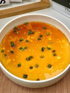 ​鸡蛋羹怎么做好吃又简单又营养（鸡蛋羹最好吃的做法）