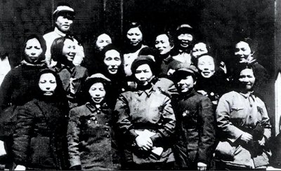 ​1981年，女红军王泉媛来到北京，相遇失散46年的丈夫，其已是高官