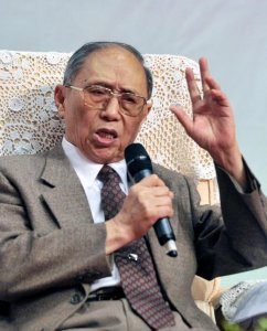 ​如何提高我们的科学素养（我的科学观刘道玉）