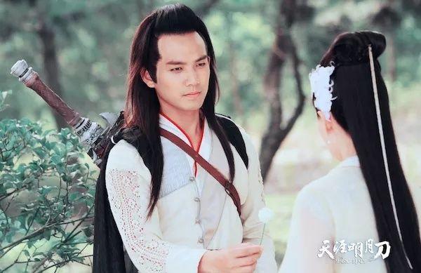 天涯四美如今你还记得谁（当年天涯四美个个绝艳）(4)