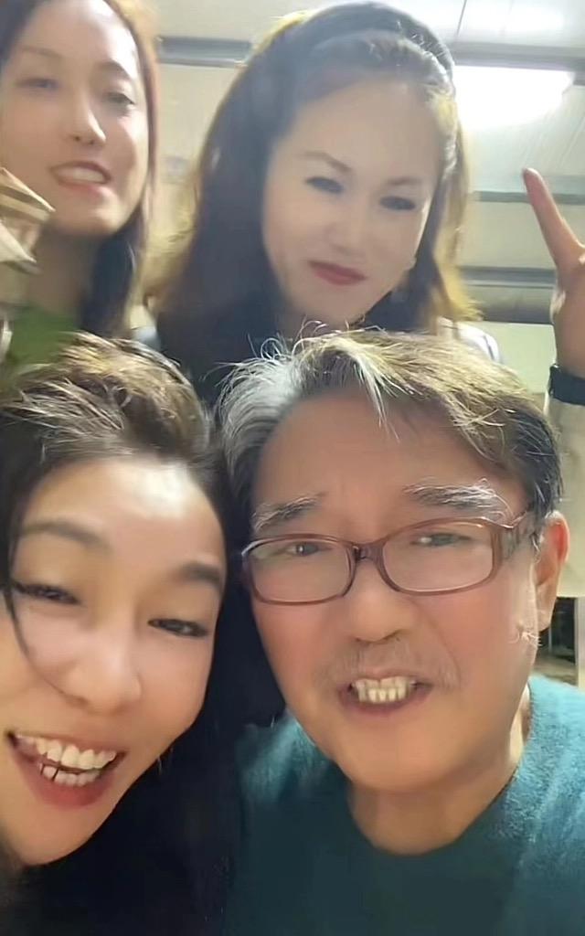 李立群个人资料简介 坏人变老了？退休后的他一点也不安分