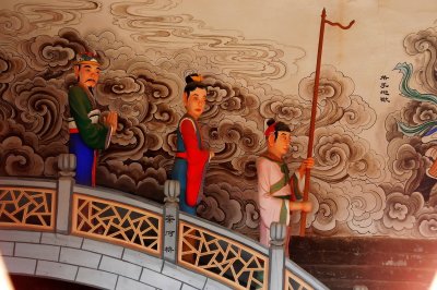 ​阎王和十殿阎王是不是同一个人，他们谁的职位更大？