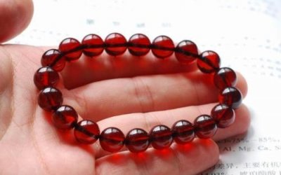 ​琥珀蜜蜡冷知识大全（琥珀蜜蜡最全讲解）