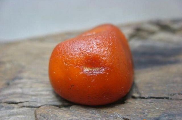 琥珀蜜蜡冷知识大全(琥珀蜜蜡最全讲解)(13)