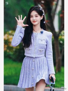 ​李一桐：从替身到一线明星的成功之路