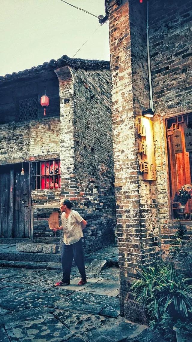 一生要去的51个地方你最想去哪里（10个适合一个人去流浪的地方）(3)