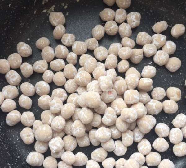 珍珠奶茶的珍珠怎么做,珍珠奶茶的珍珠怎么做的用什么材料做图片图18