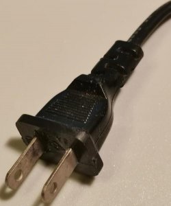 ​插头很烫有危险么,充电插头很烫会爆炸吗