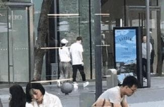 赵丽颖冯绍峰什么时候领证的 两人奉子秘密结婚究竟是真的吗