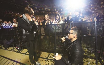 ​许昕姚彦结束7年爱情长跑，暖男曾为女友买机票见偶像……