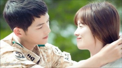 ​宋仲基写信给粉丝《太阳的后裔》将重播