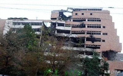 ​1999 年美国“误炸”中国大使馆，官方态度引争议，后来如何崛起？