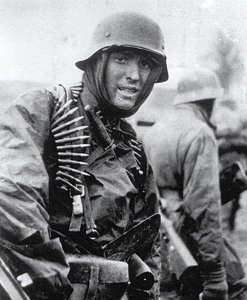 ​二战时骷髅师有多凶残？死战不退！成员由罪犯和精神病组成