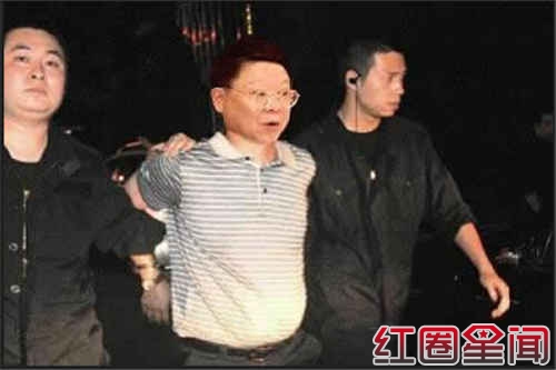 文强是怎么睡张靓颖的