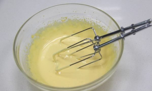 剩下的生蛋黄能做什么,剩下的生蛋黄能做什么甜品图2