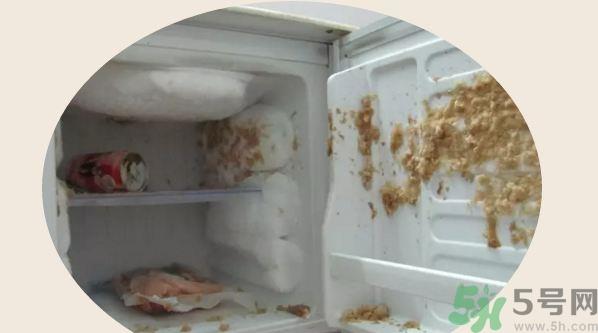 可乐可以放冰箱冷冻吗?可乐放冰箱冷冻会炸吗? 可乐可以放冰箱冷冻吗?可乐放冰箱冷冻会炸吗?