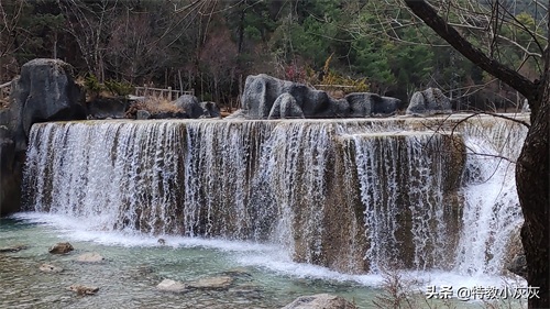 绿水青山·丽江玉龙雪山下的蓝月谷