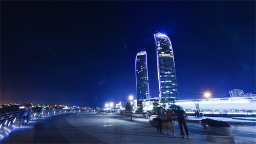 高300米64层！斥资近50亿！厦门“双子塔”---世茂海峡大厦