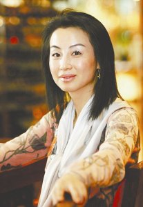 ​刘迎霞背景解密 揭秘最年轻的美女富豪