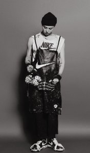 ​权志龙GD最火无水印壁纸。喜欢的宝宝点赞关注分享一下哦