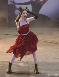 ​她才是真正的大女主，曾演过三级片并霸屏央视