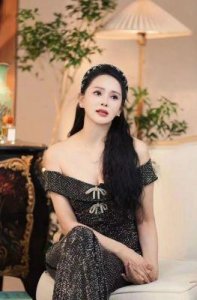 ​伊能静揭秘艺人带货背后的新趋势与风险管理