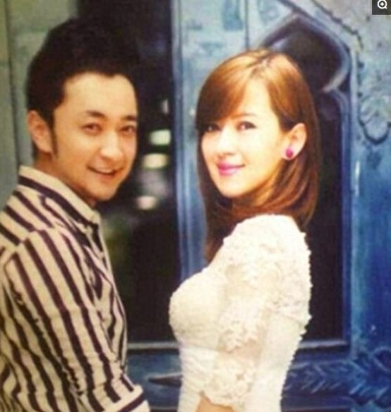 37岁央视帅哥尼格买提，老婆美得像混血女神