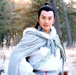 ​演员黄海冰：不接受前妻丁克，再婚娶小12岁娇妻，生两子幸福美满